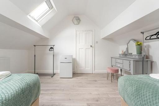 Walsgrave Road - 3 Bedrooms - Free Parking & Wi-fi * Coventry