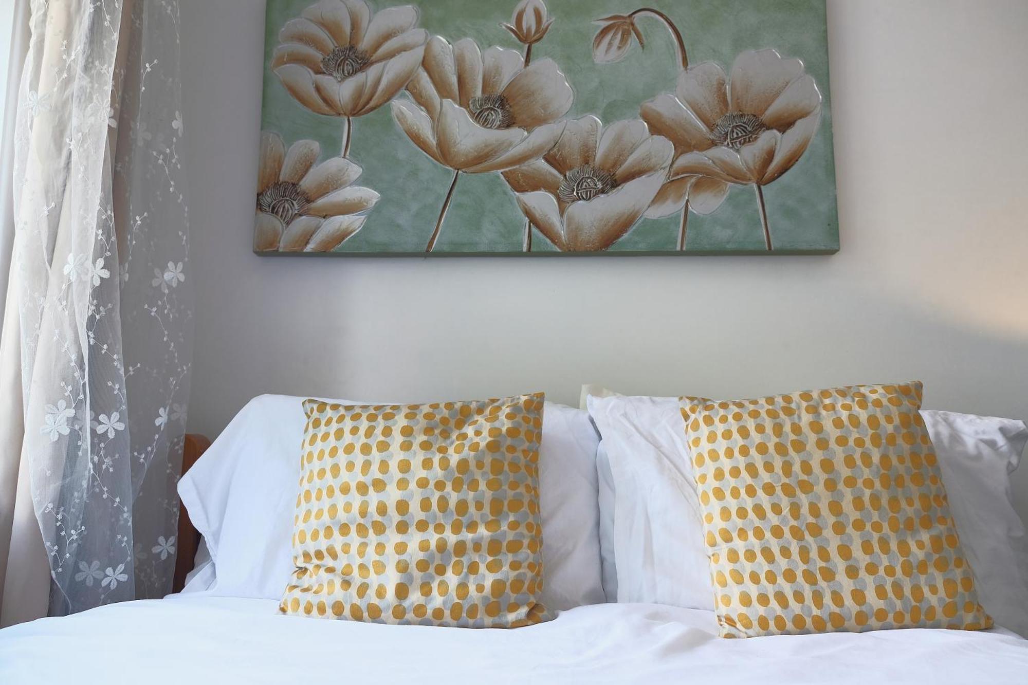 Walsgrave Road - 5 Beds - Free Parking & Wi-fi * Coventry